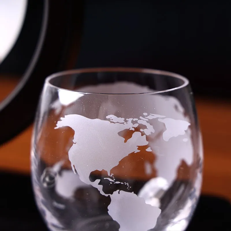 Decorative Unique Globe Glass Decanter