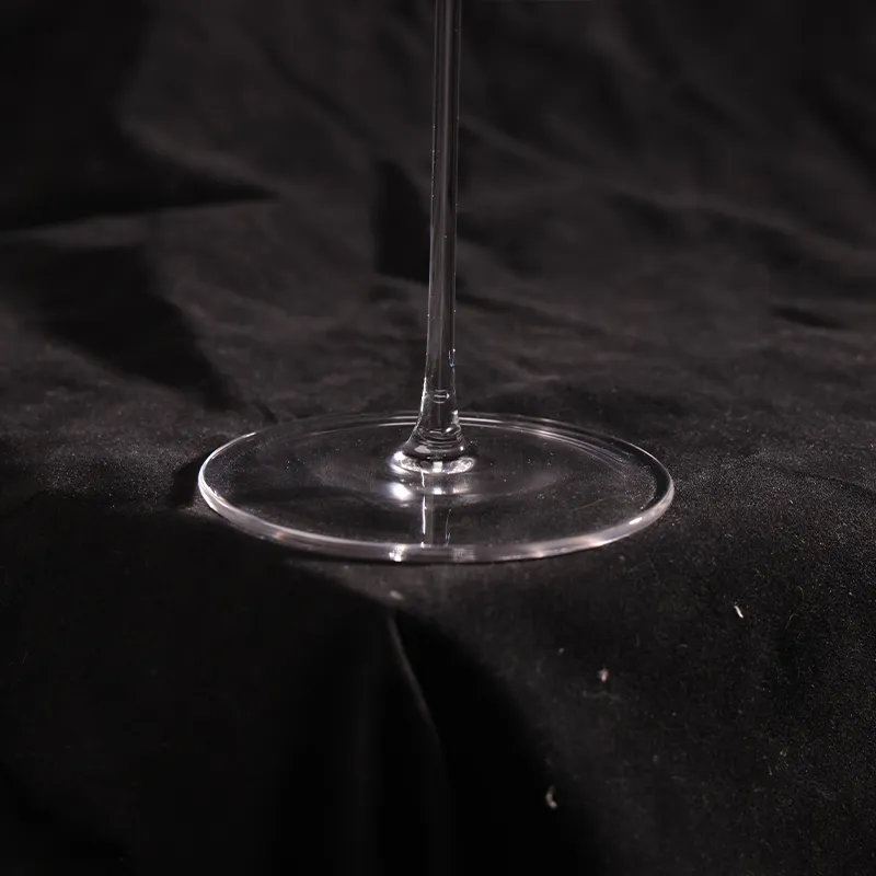 Long-stemmed Champagne Glass