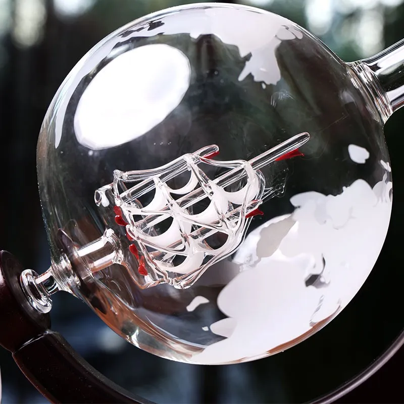 Decorative Unique Globe Glass Decanter