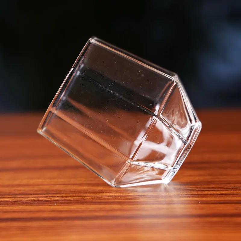 Decorative Unique Diamond Glass Decanter