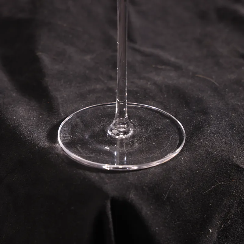 Long-stemmed Champagne Glass