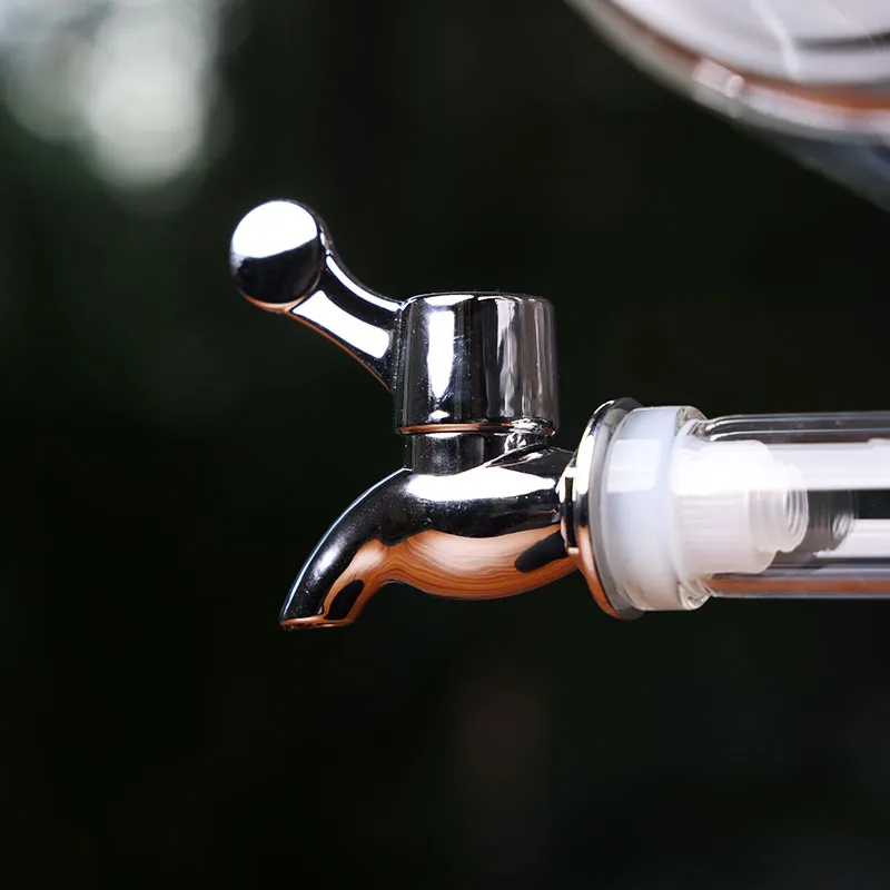 Decorative Unique Strip Glass Decanter
