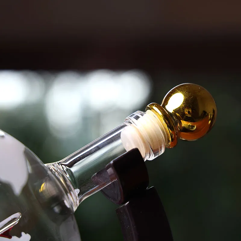 Decorative Unique Globe Glass Decanter