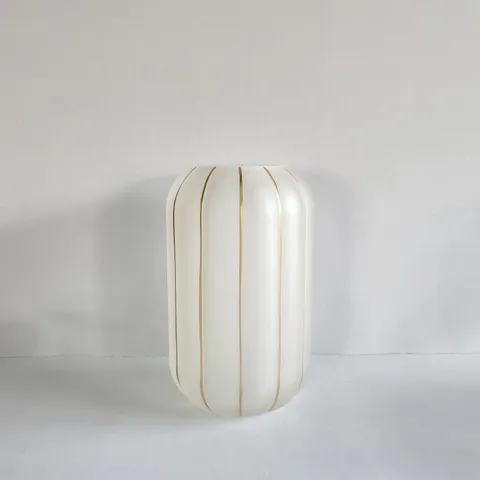 COGNAC MARBLE, WHITE MILK GLASSWARE